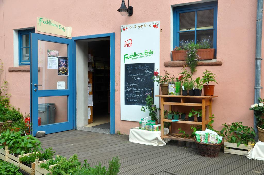 Gaestezimmer Am Hof Frankfurt am Main Exterior photo